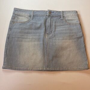 Abercrombie & Fitch New York size 4 27 Jean pin stripes short skirt 4 pockets